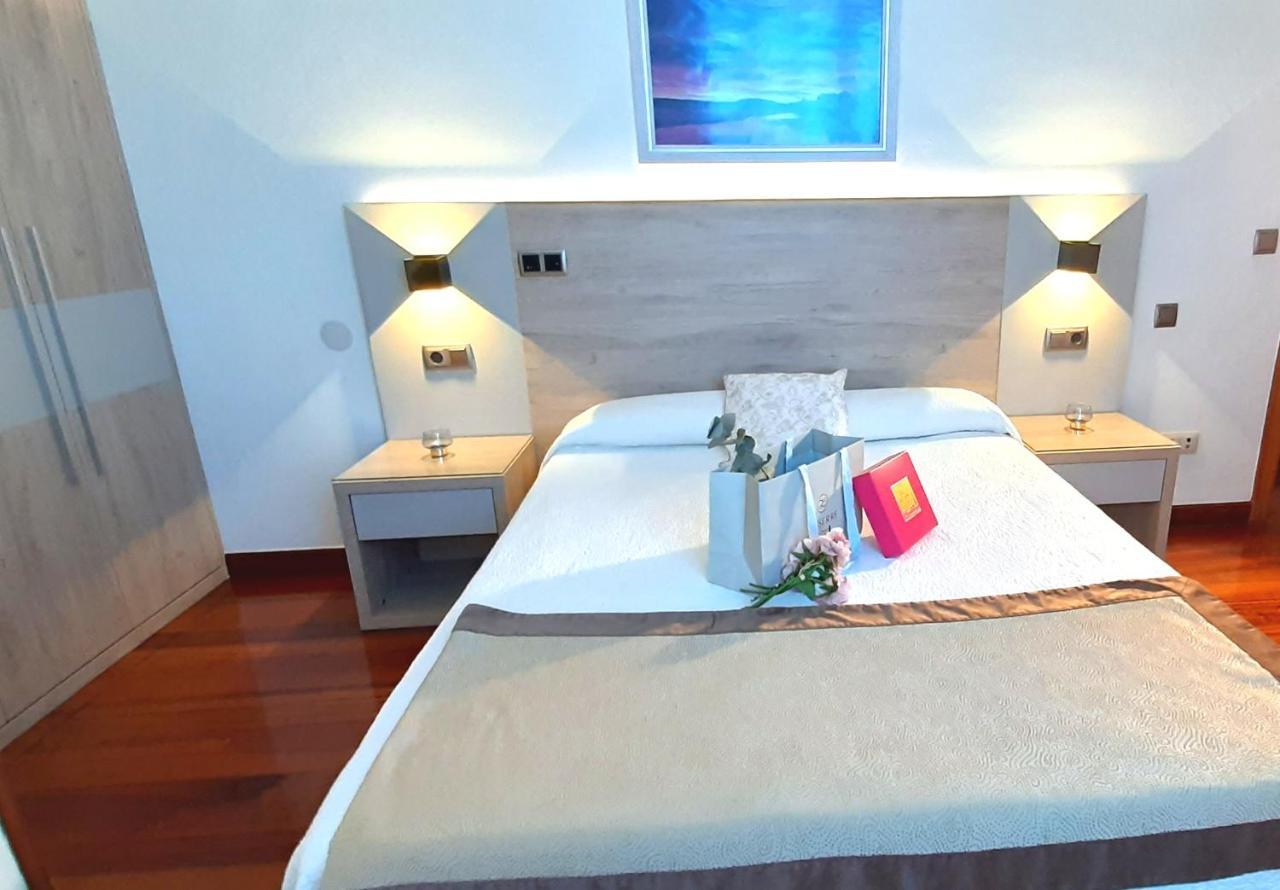 Hotel Nueva Plaza มาลีอันโย ภายนอก รูปภาพ