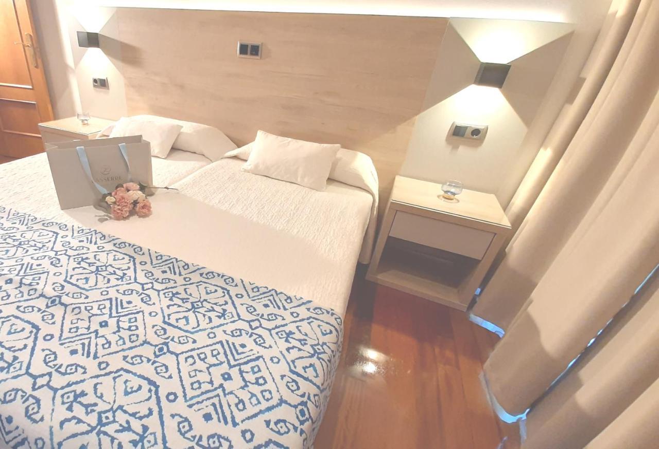 Hotel Nueva Plaza มาลีอันโย ภายนอก รูปภาพ