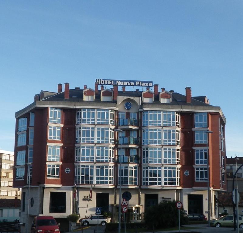 Hotel Nueva Plaza มาลีอันโย ภายนอก รูปภาพ